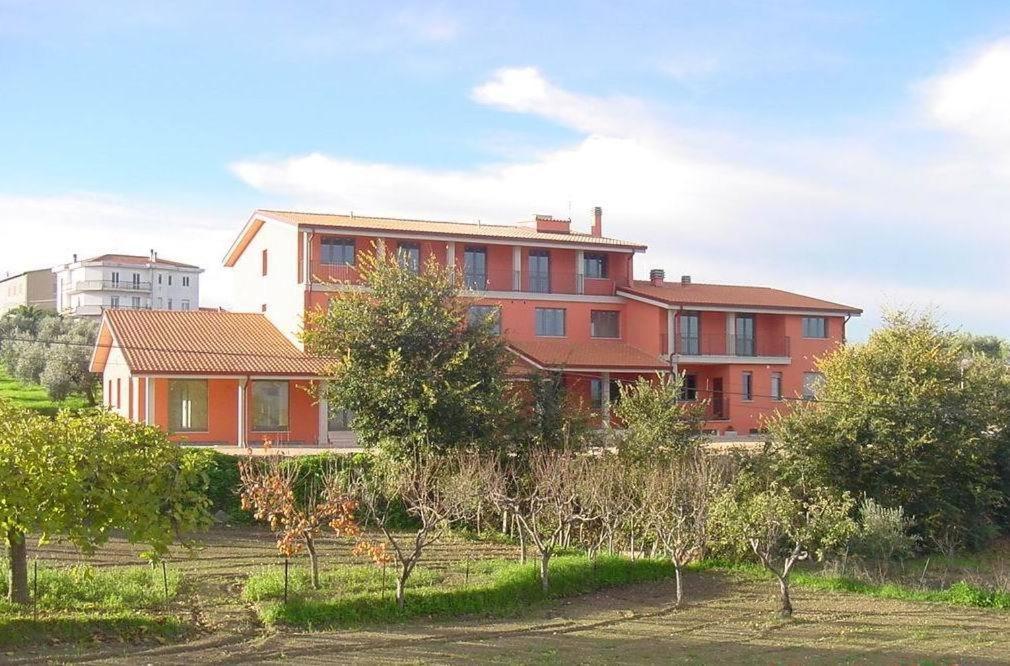Hotel Villa Adriatica 波尔托坎诺内 外观 照片