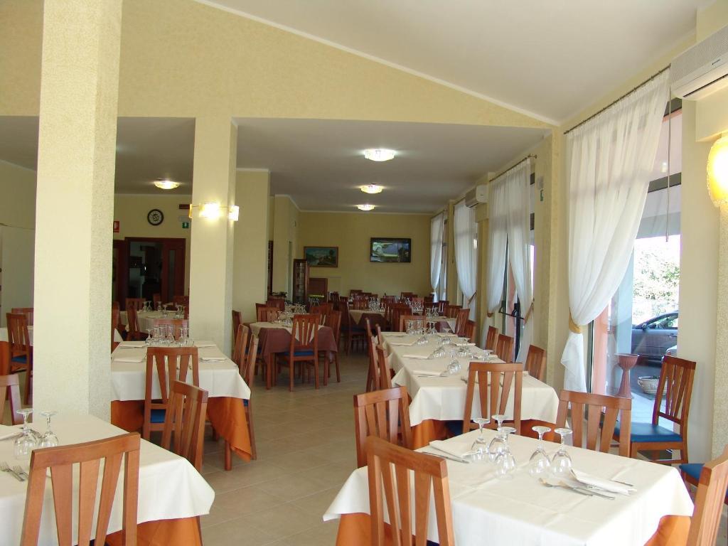 Hotel Villa Adriatica 波尔托坎诺内 外观 照片