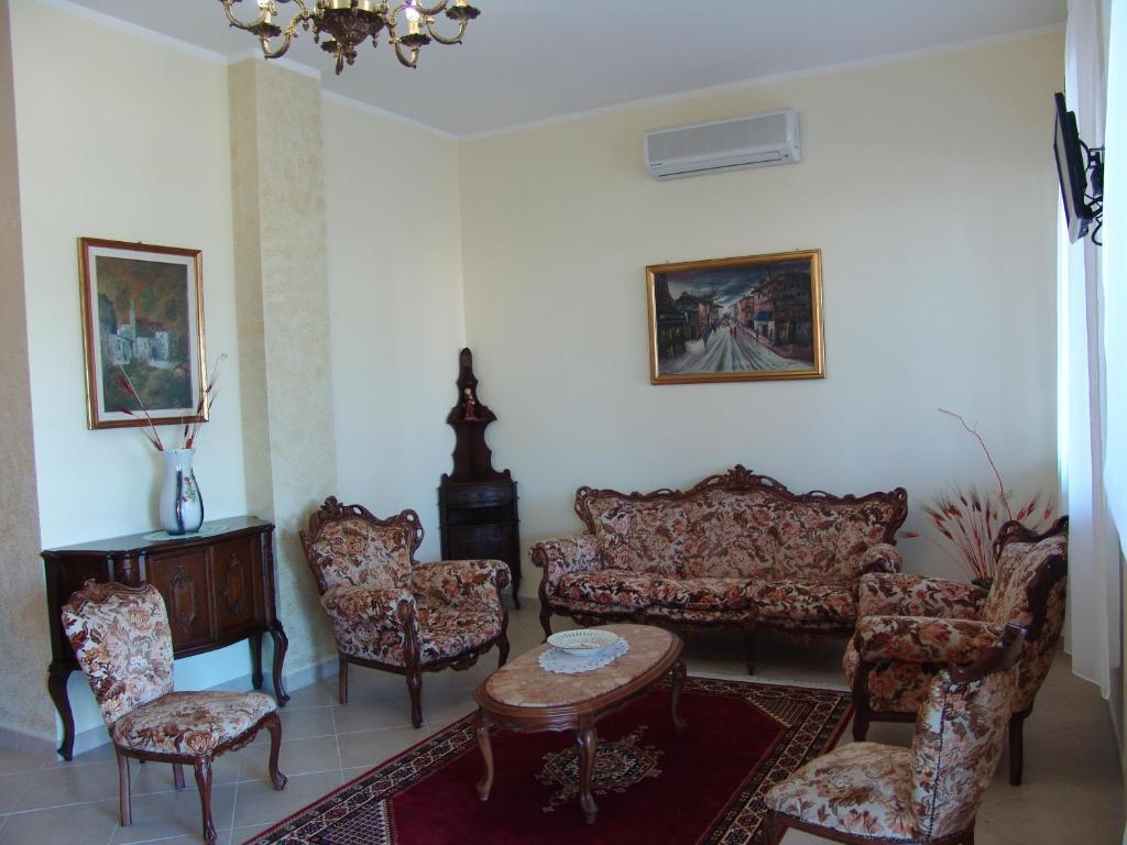 Hotel Villa Adriatica 波尔托坎诺内 外观 照片